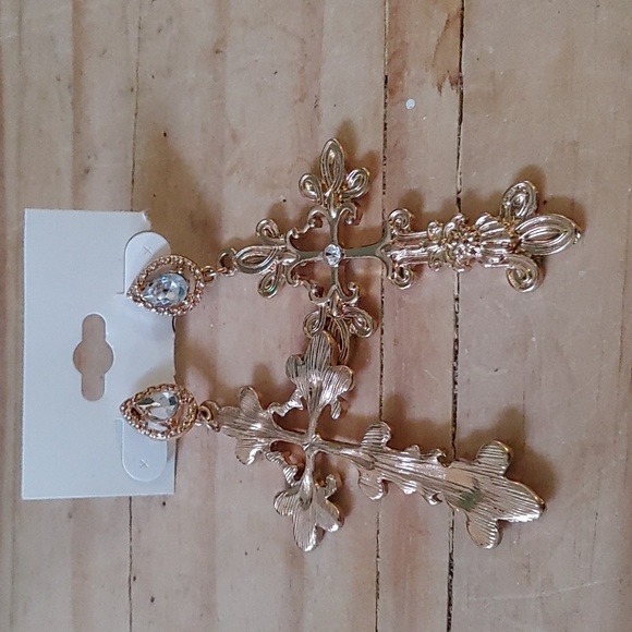 Vintage rose gold cross earings - Picture 3 of 4